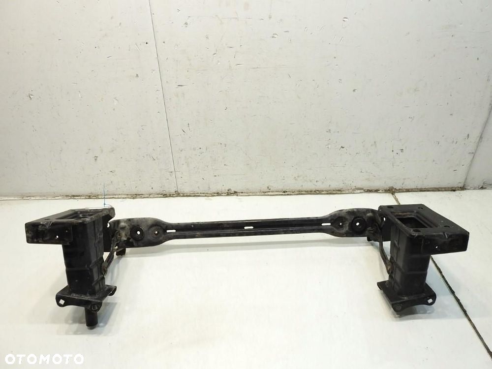 BELKA POD CHŁODNICE MERCEDES R W251 3.0 CDI - 5