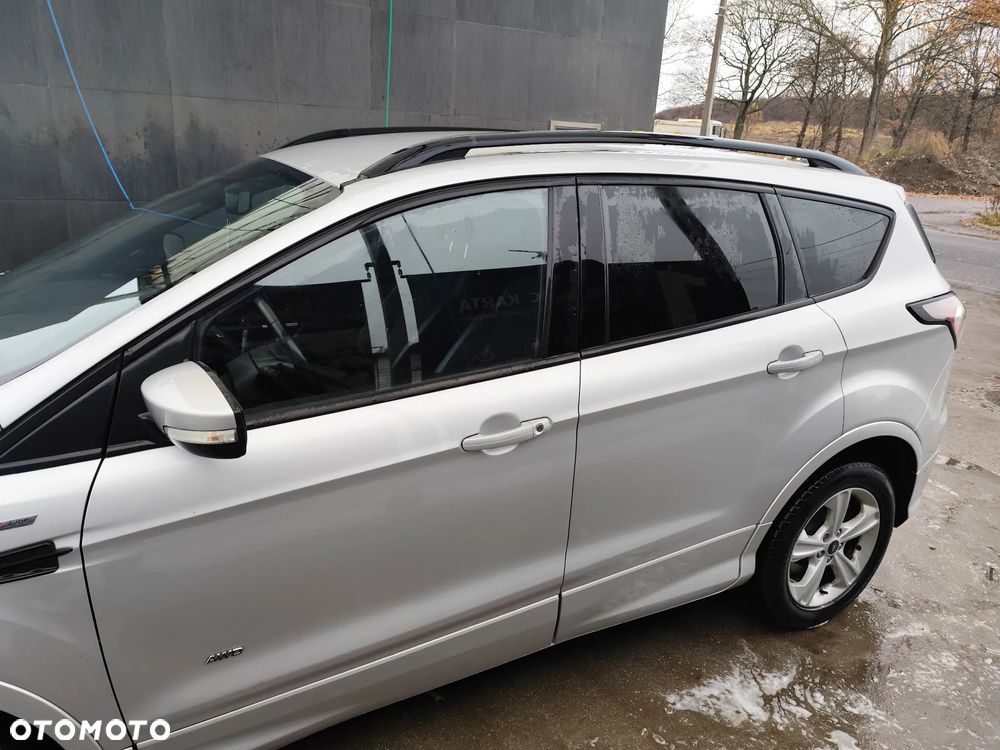 Ford Kuga 2.0 TDCi AWD ST-Line - 4