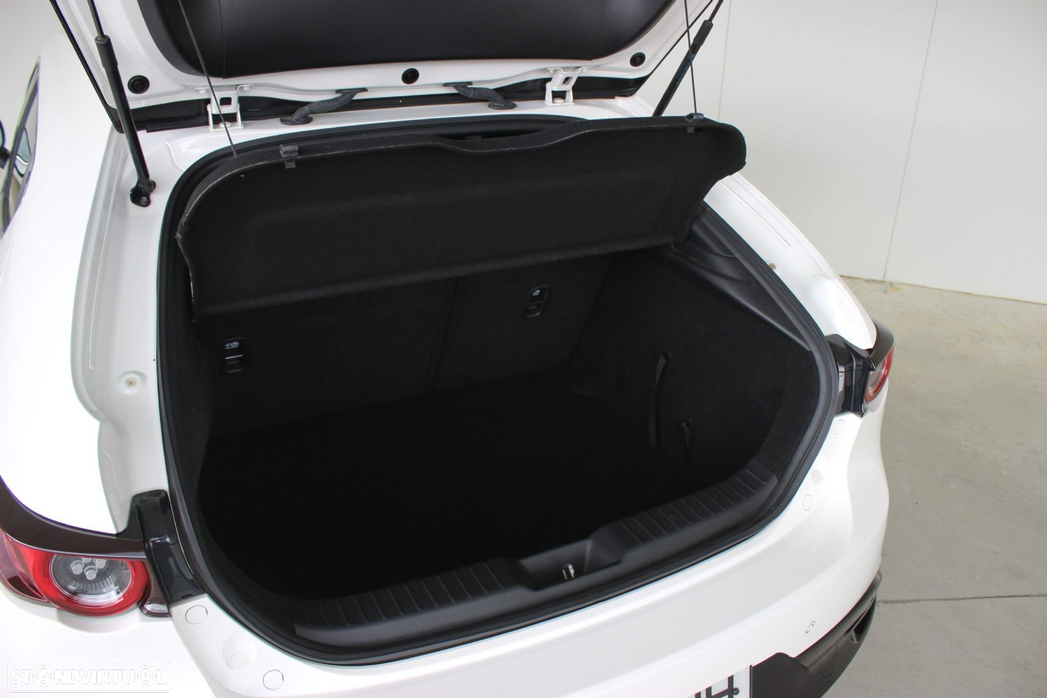 Mazda 3 - 11