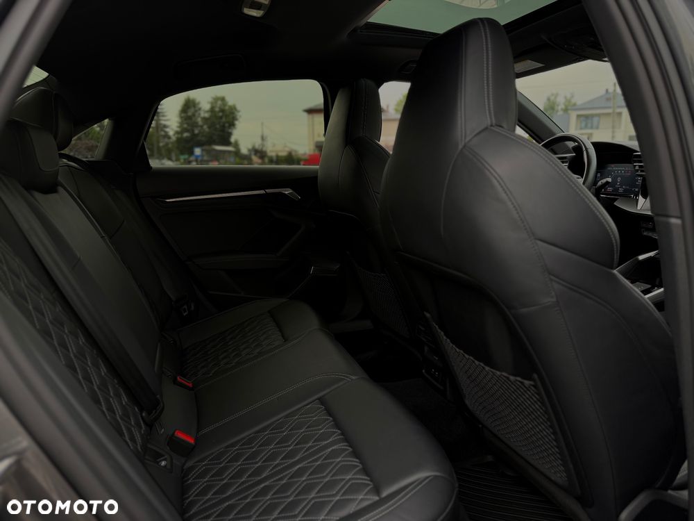 Audi S3 S tronic - 34