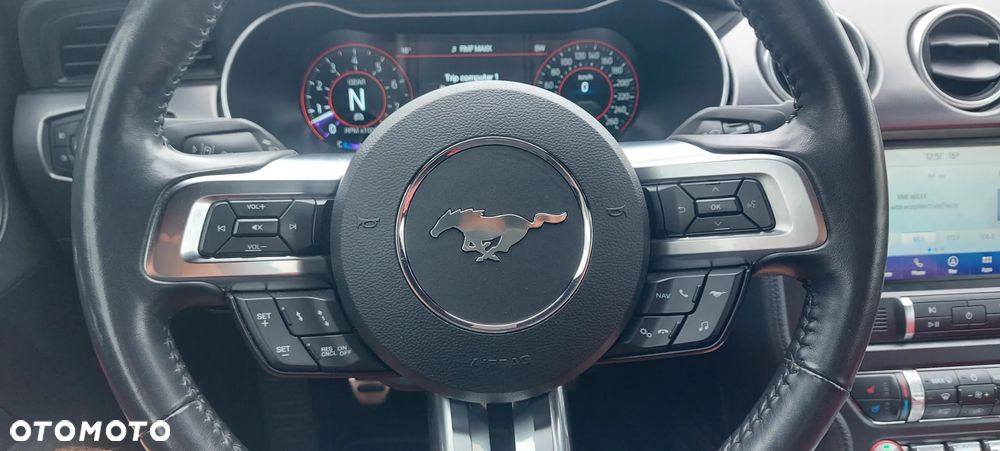 Ford Mustang - 21
