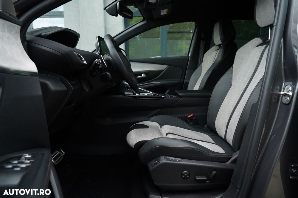 Peugeot 3008 PHEV EAT8 4X4 GT Pack - 25