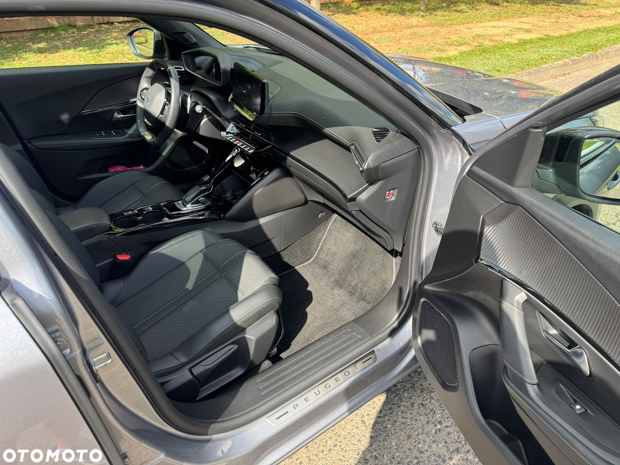 Peugeot 2008 1.5 BlueHDi GT Line S&S EAT8 - 15