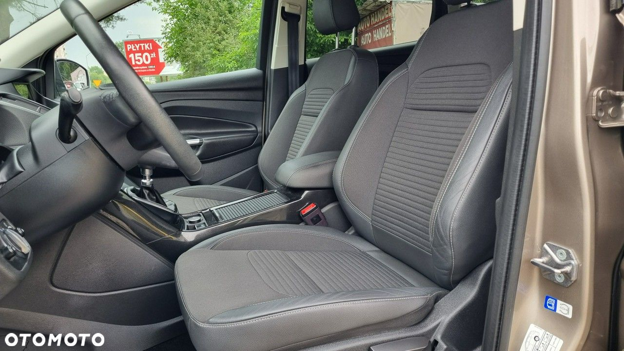 Ford Kuga - 15
