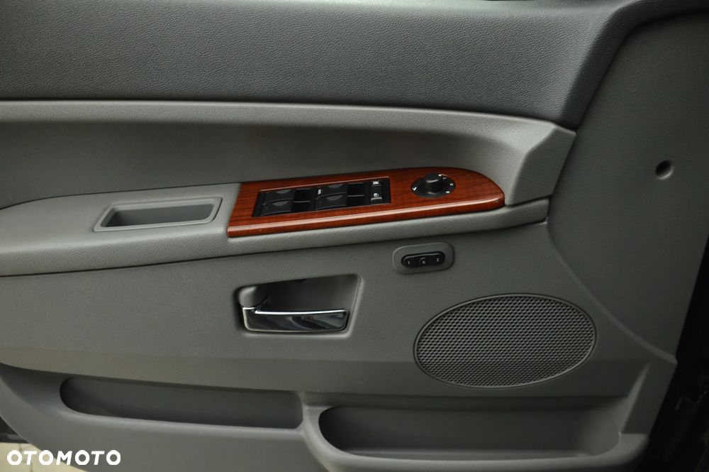 Jeep Grand Cherokee 5.7 V8 HEMI Automatik Overland - 10