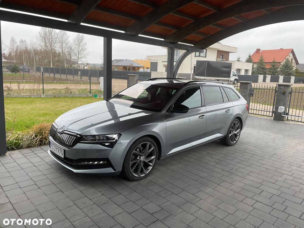 Skoda Superb ver-1-4-tsi-plug--in-hybrid-sportline-dsg - 1