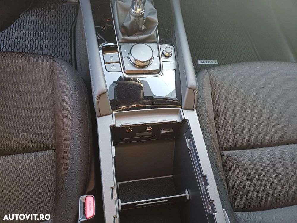 Mazda 3 e-Skyactiv X186 MHEV Center-Line - 20