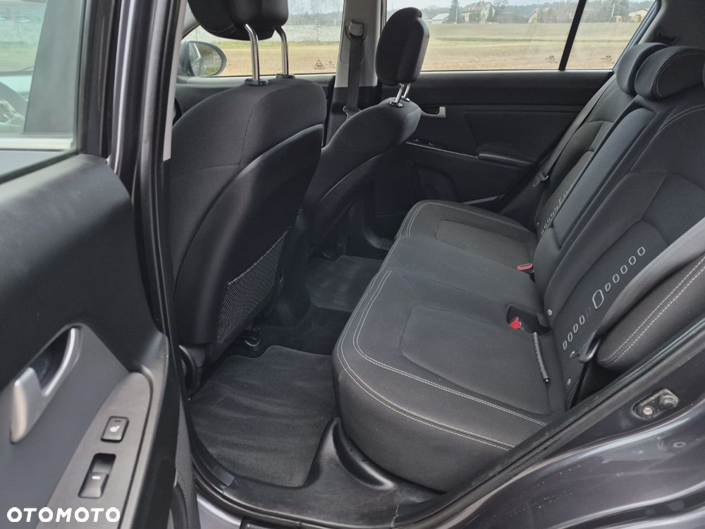 Kia Sportage 1.7 CRDI 2WD Spirit - 25