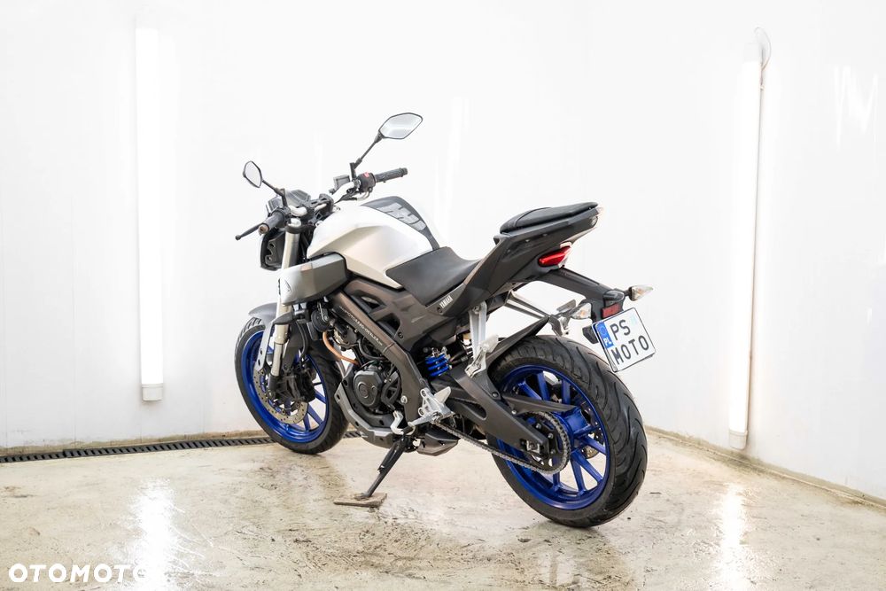Yamaha MT - 8