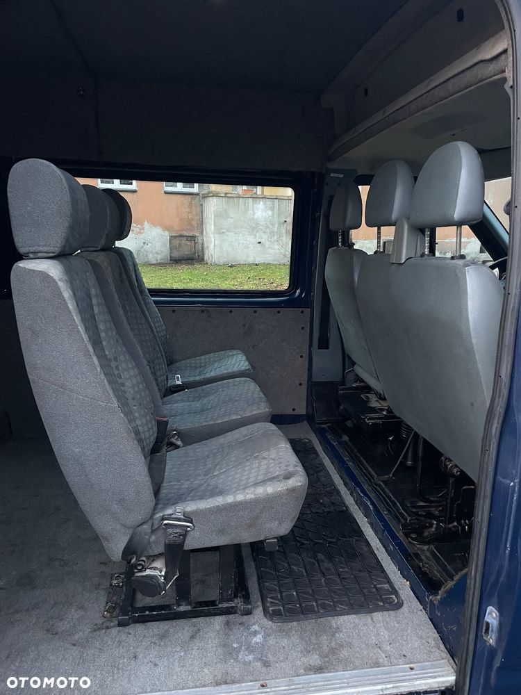 Ford Transit - 11