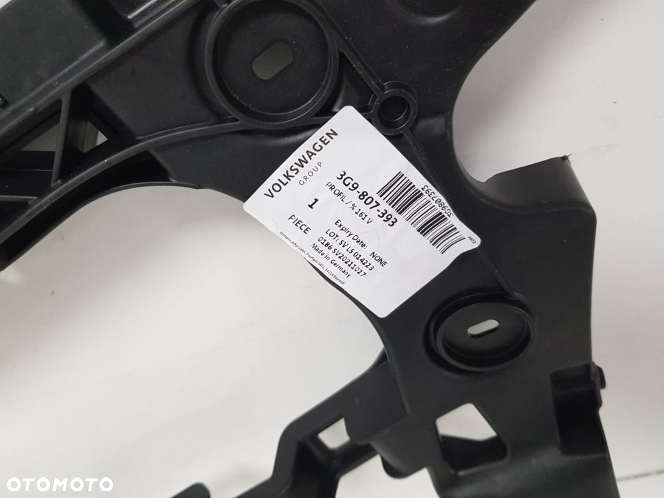VW PASSAT B8 KOMBI 14-19 ŚLIZGI ZDERZAK TYŁ TYLNE LEWY NOWY 3G9807394 3G9807393 - 2