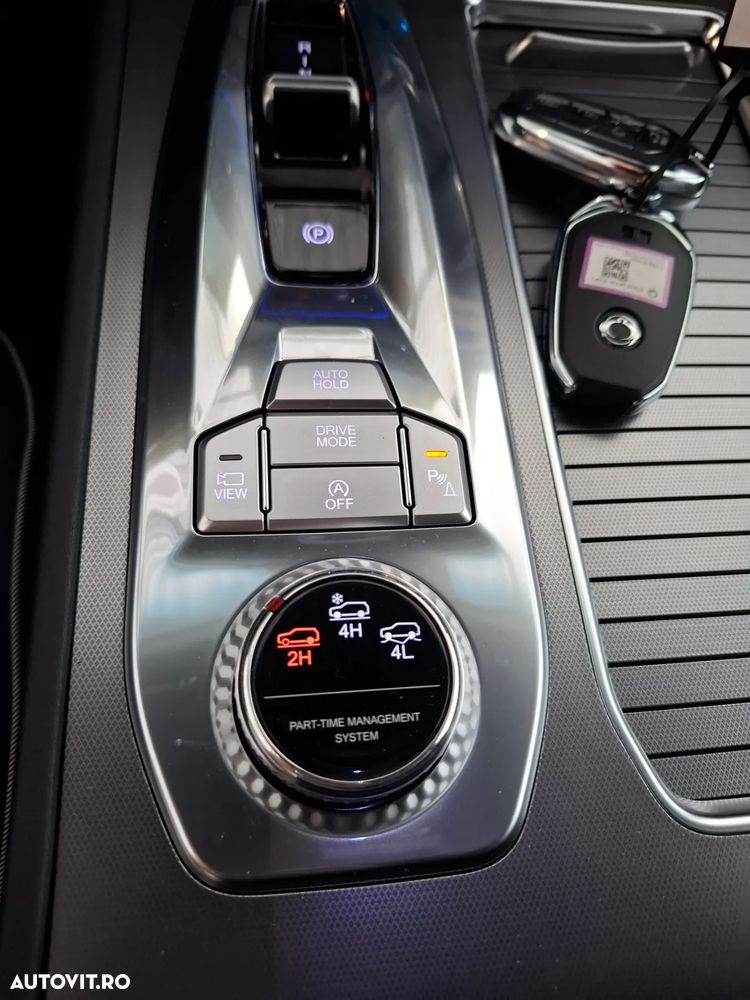 KG Mobility Rexton - 17