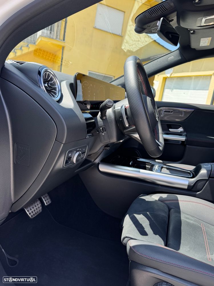 Mercedes-Benz GLA 250 e 8G-DCT AMG Line Advanced Plus - 11