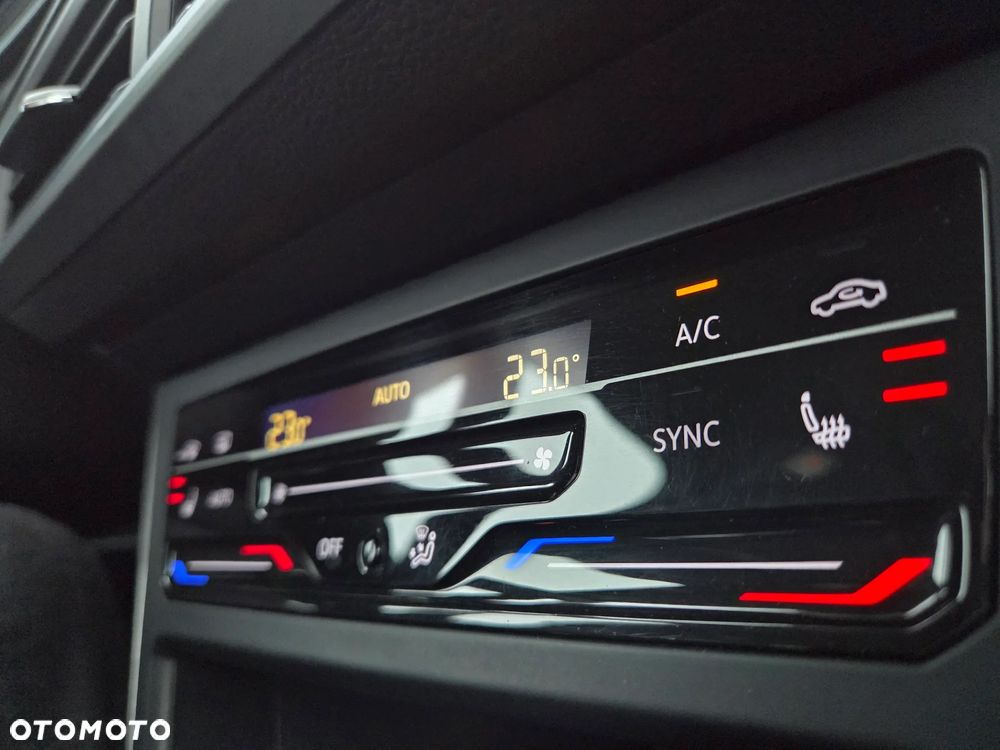 Volkswagen Taigo 1.5 TSI ACT Style DSG - 26