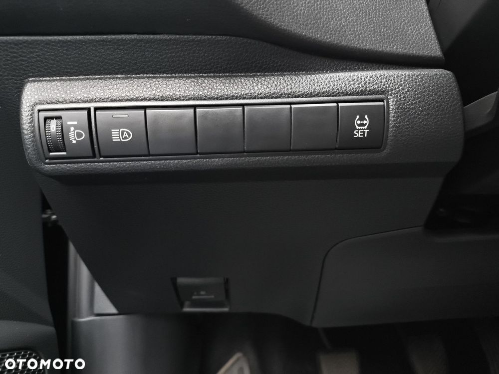 Toyota Corolla - 22