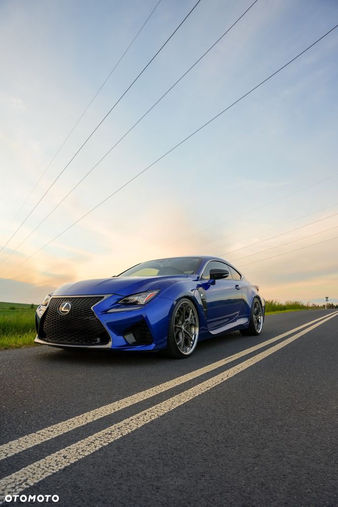 Lexus RC - 1
