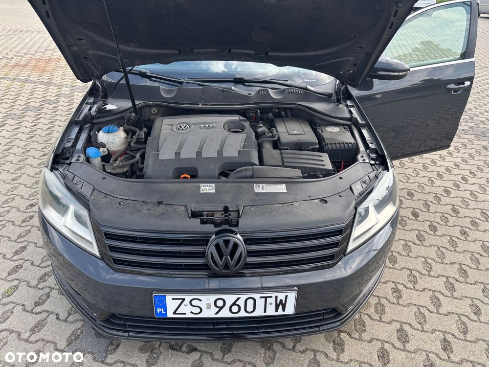 Volkswagen Passat 1.6 TDI DPF BlueMot Comfortline - 10