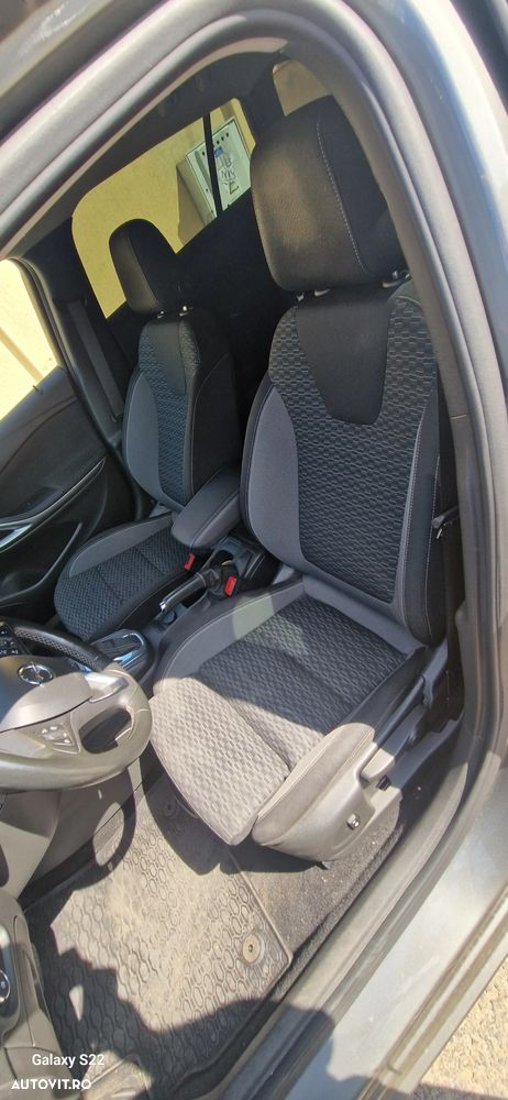 Opel Astra 1.5 D Start/Stop Sports Tourer Automatik Business Edition - 28