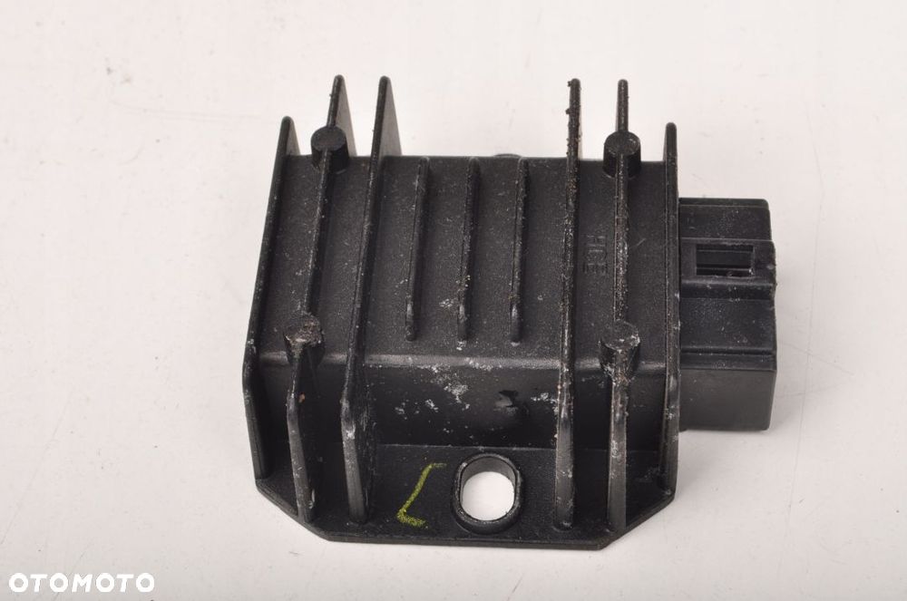 YAMAHA NMAX 125 REGULATOR NAPIĘCIA 4B4-01 - 1