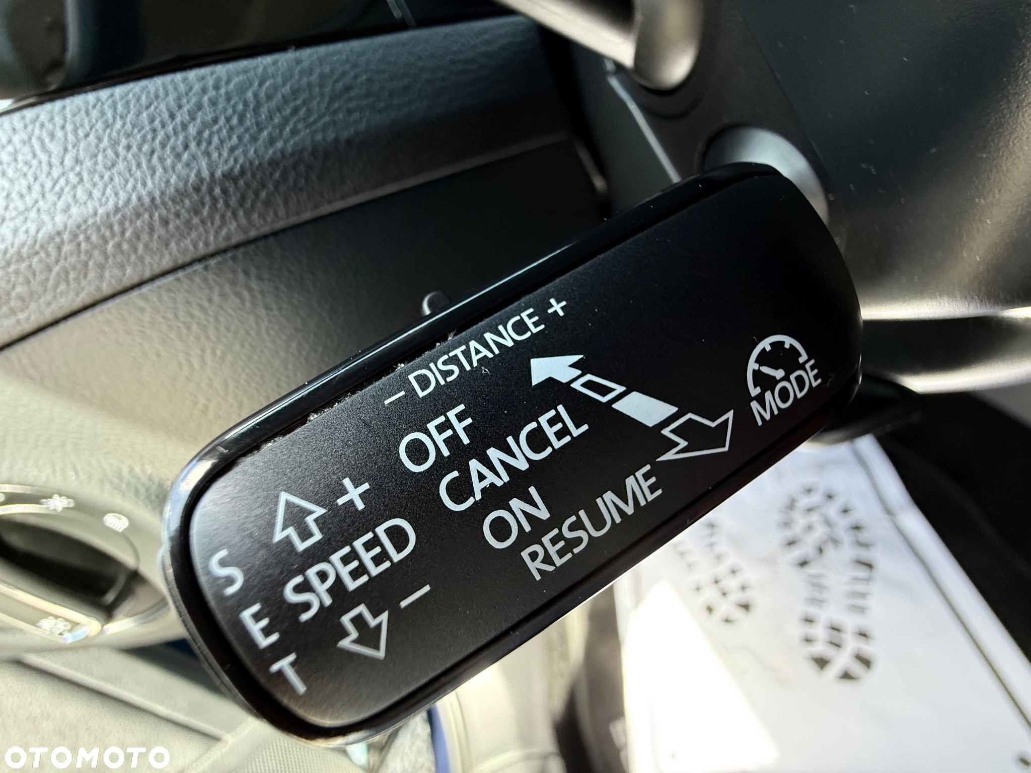 Skoda Superb 2.0 TDI DSG L&K - 27