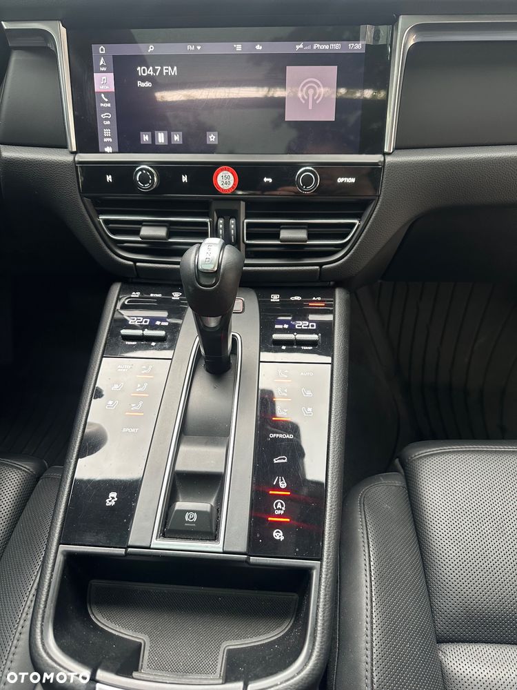 Porsche Macan Standard - 35