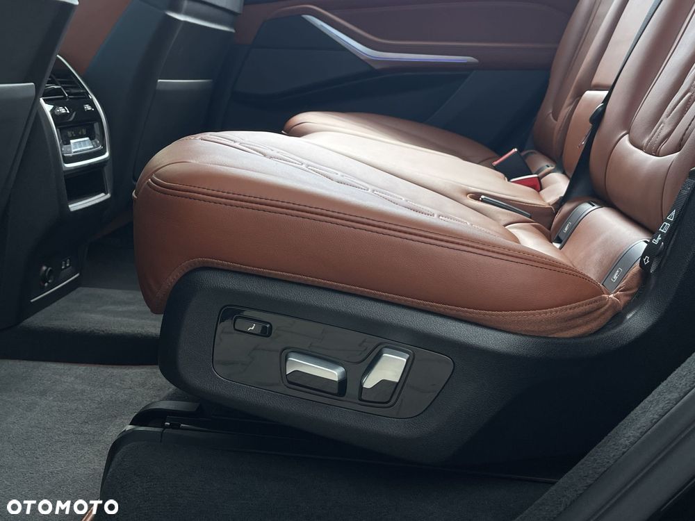 BMW X7 xDrive40d mHEV sport - 36
