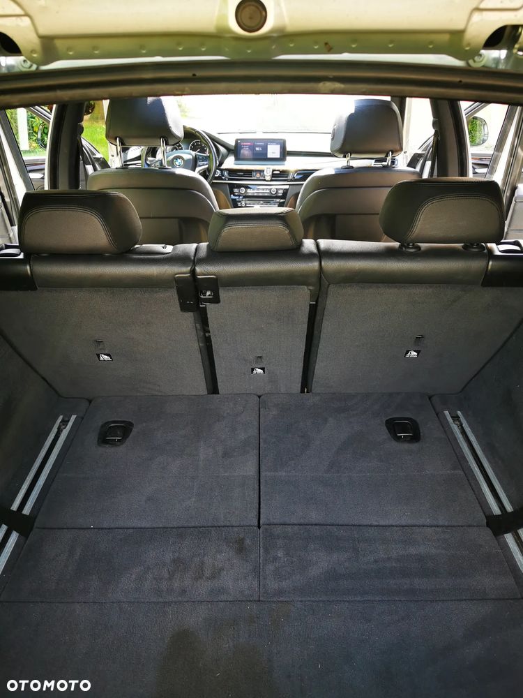 BMW X5 3.5i xDrive - 16