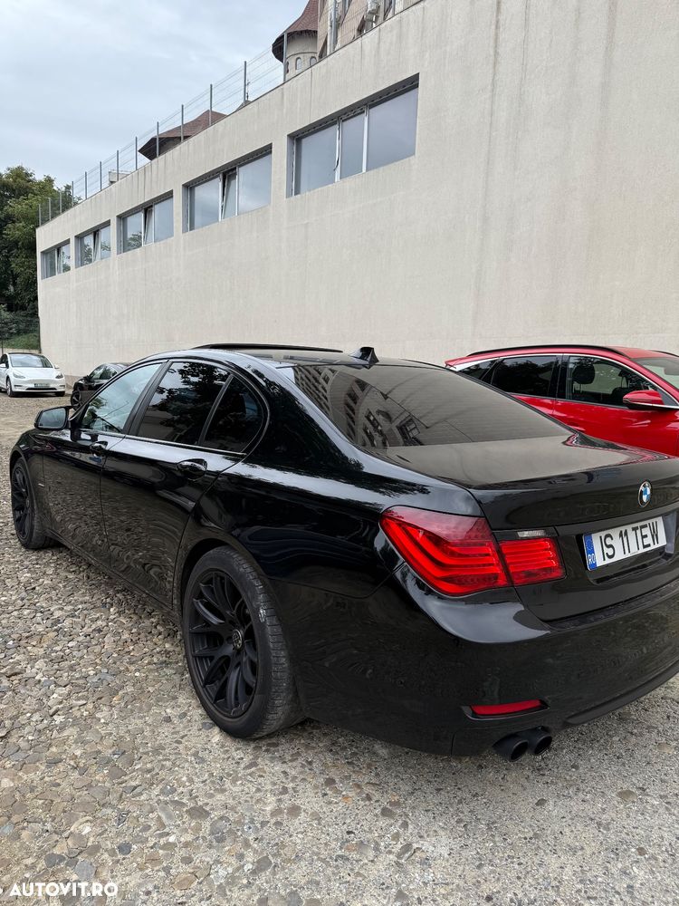 BMW Seria 7 730d Aut. - 13