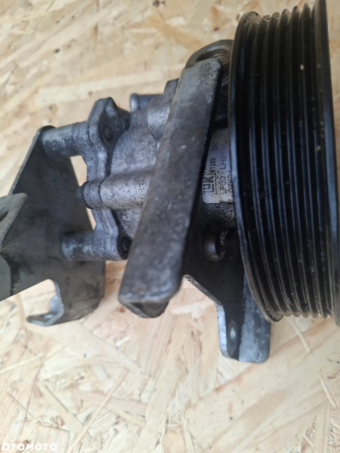 BMW E36 E39 E38 POMPA WSPOMAGANIA LF30 - 3