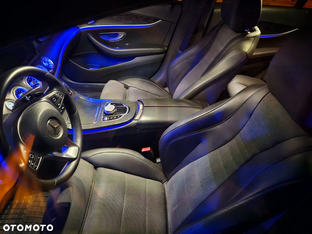 Mercedes-Benz Klasa E 220 d 9G-TRONIC - 14