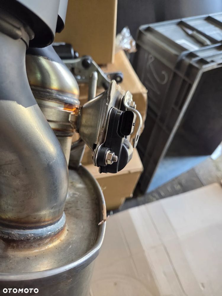 Prawy tłumik Ford Mustang MK-7 VII S650 GT 5.0 PR33-5230-KF PR3Z5230AW 2794095 2695602 FCM/F1-9010-R PR33-5L274-EA - 11