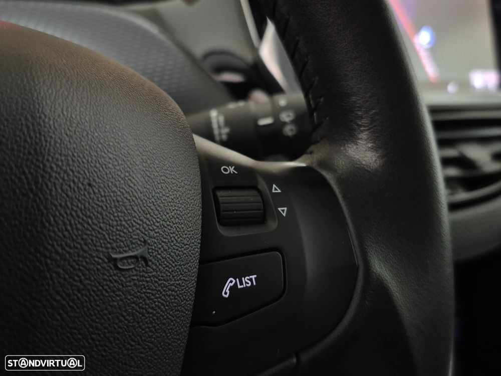 Peugeot 2008 1.2 PureTech Style - 14