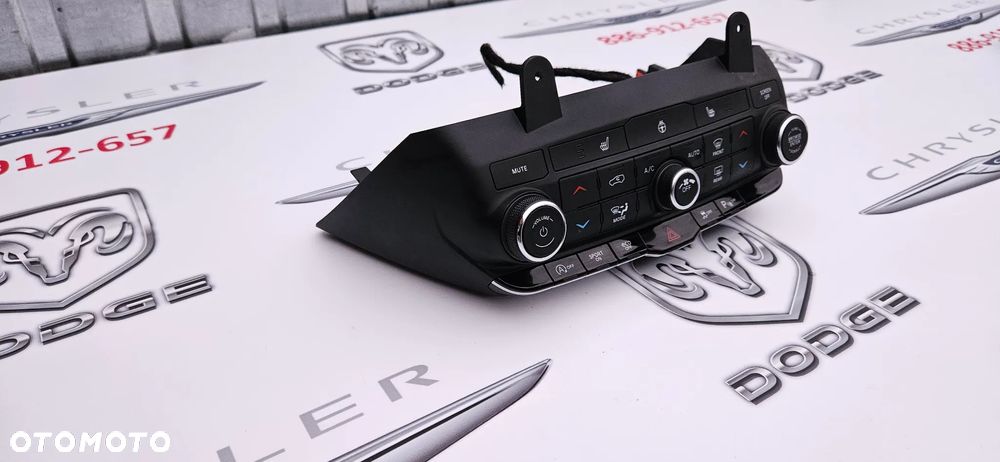Dodge Durango III LIFT 2021-2025 Panel sterowania klimatyzacją Panel klimy AC Sterowanie nawiewem Grzane fotele kierownica P68465668AC - 4