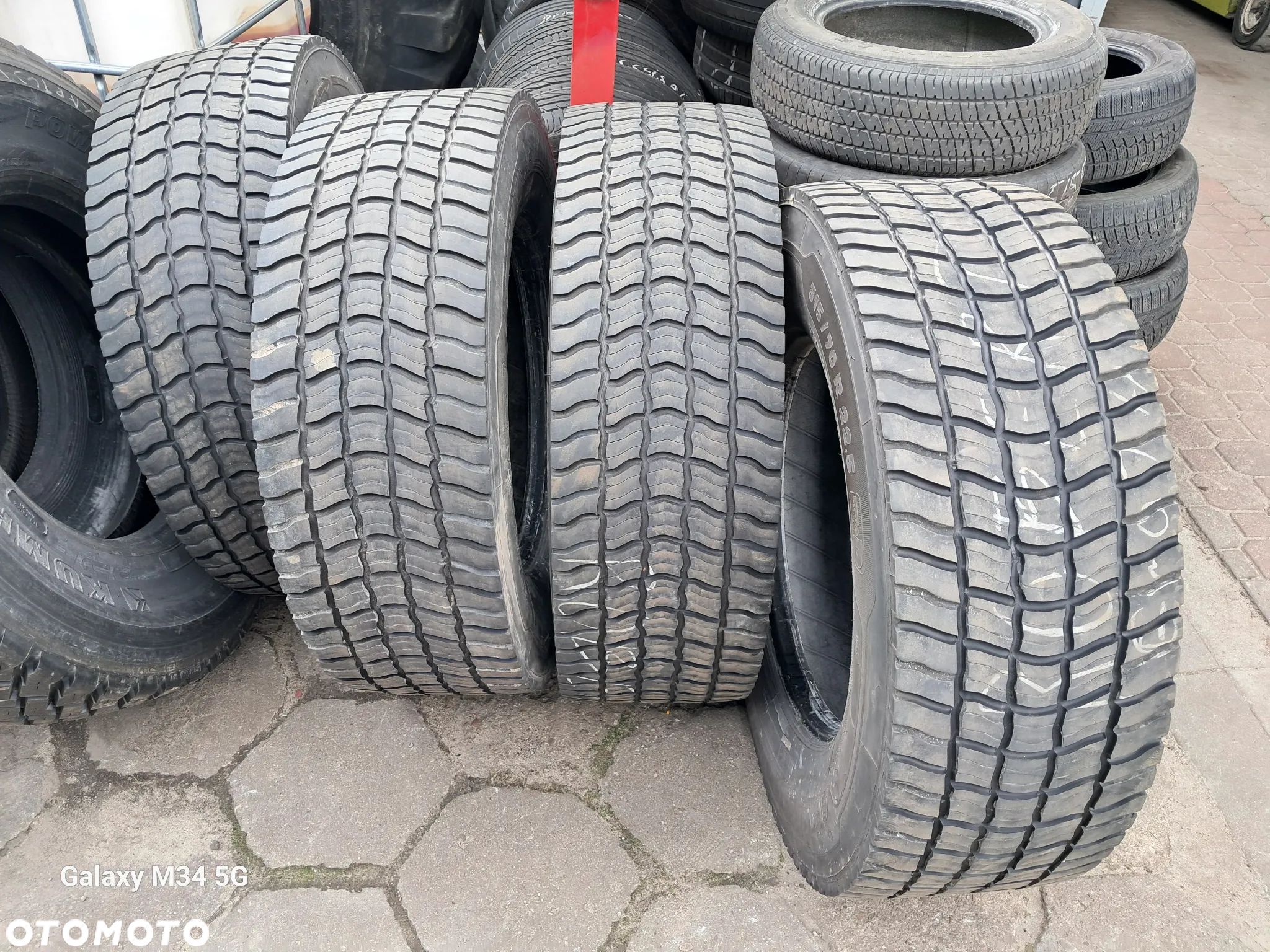 Opona ciężarowa 315/70r22.5 Michelin napędowe - 1