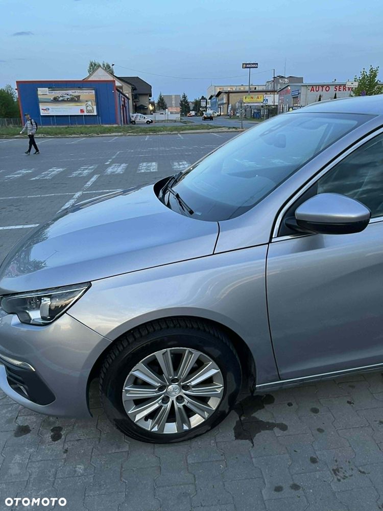 Peugeot 308 1.5 BlueHDi Active S&S EAT8 - 4