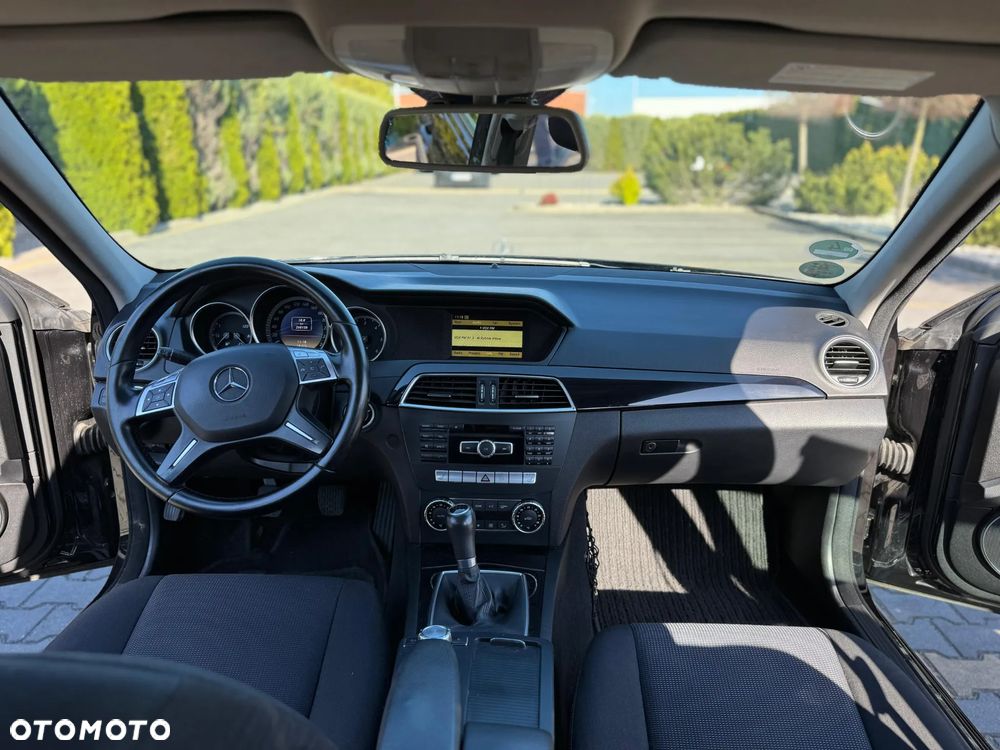 Mercedes-Benz Klasa C 200 CDI DPF BlueEFFICIENCY - 17