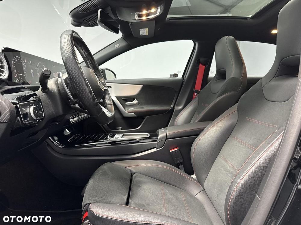 Mercedes-Benz Klasa A 35 AMG 4-Matic 7G-DCT - 13
