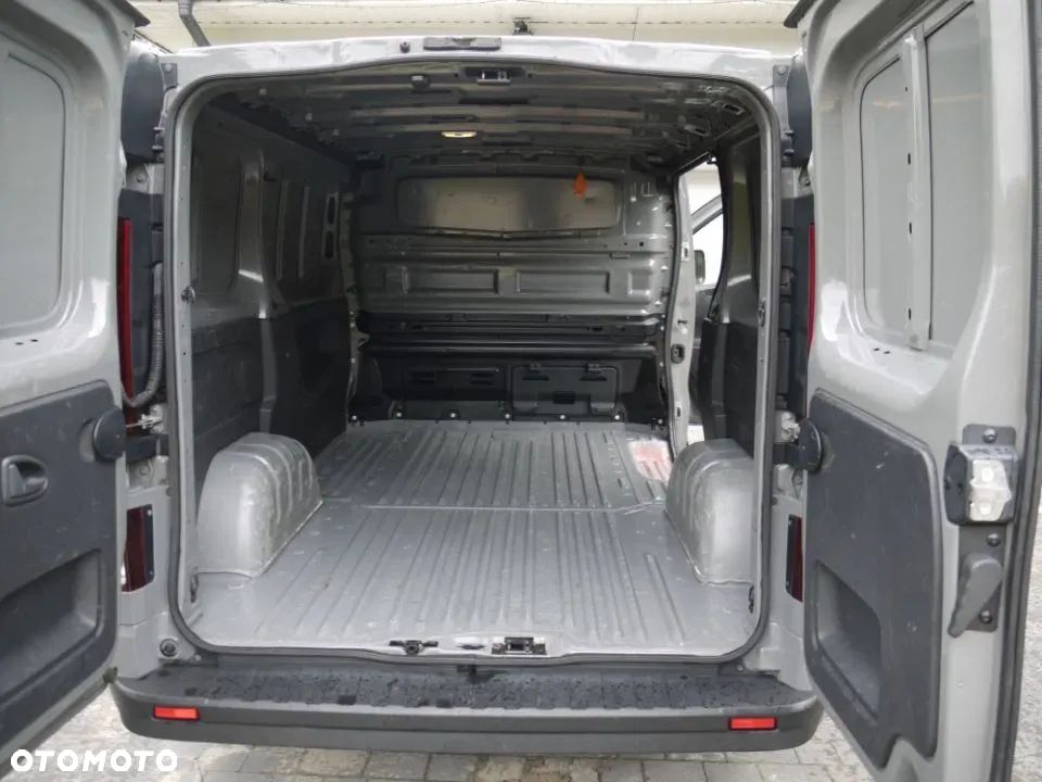 Opel Vivaro - 7