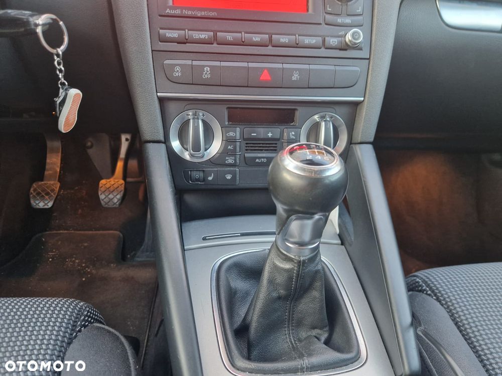 Audi A3 Sportback 2.0 TDI DPF Ambition - 9