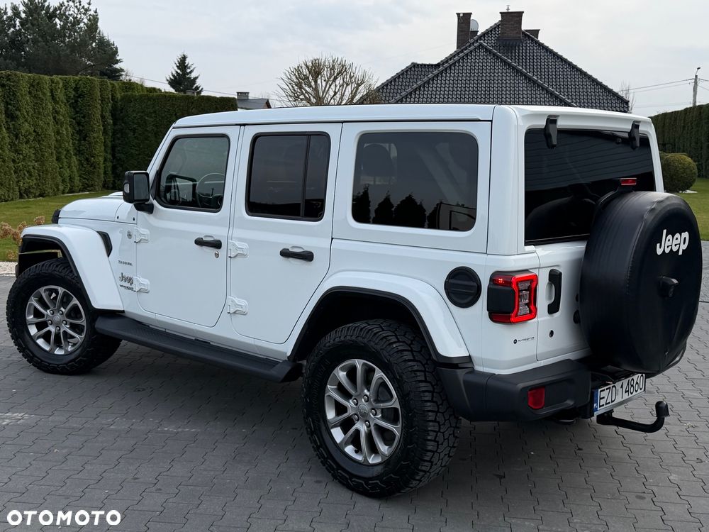 Jeep Wrangler Unlimited GME 2.0 Turbo Sahara - 25