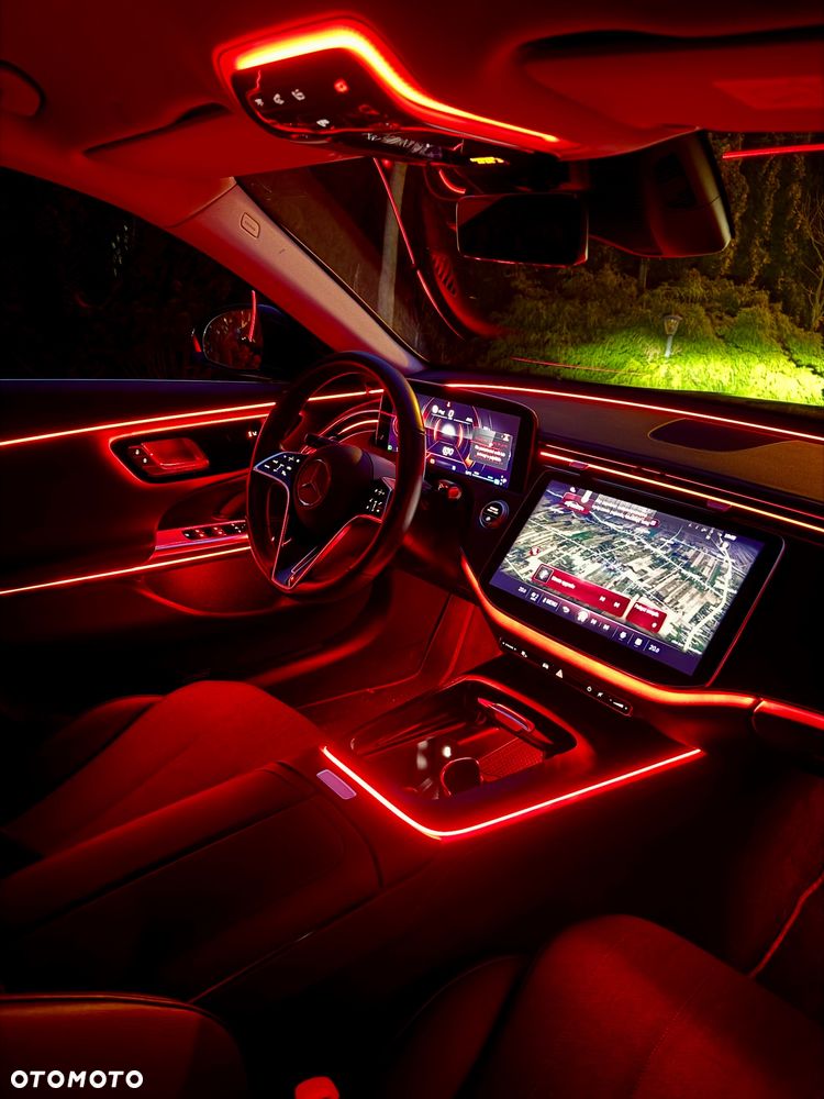 Mercedes-Benz Klasa E 220 d 4-Matic - 32