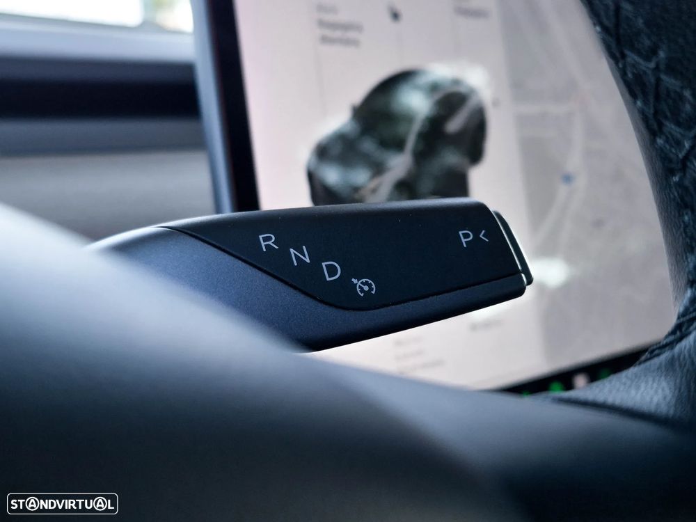 Tesla Model 3 Standard Range Plus RWD - 11