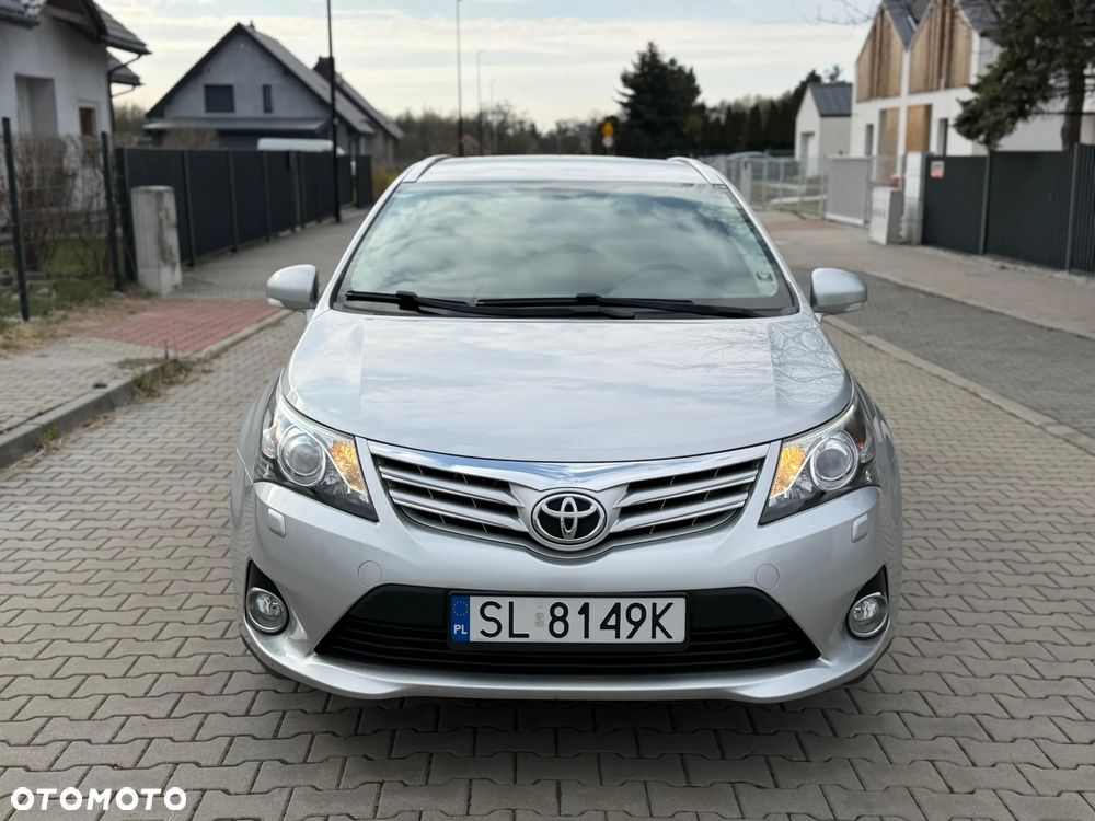 Toyota Avensis 1.8 Premium EU5 - 2