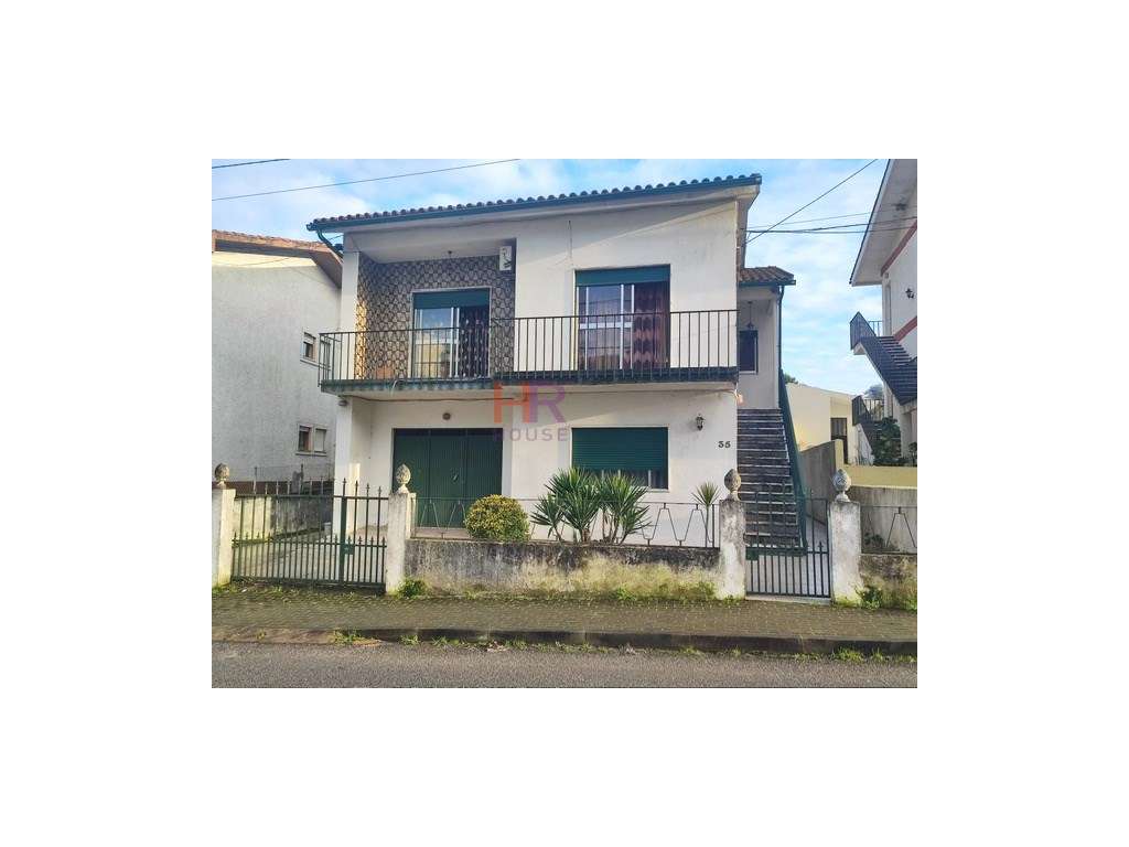 São Martinho vende-se Moradia Isolada com garagem e logradouro. - Grande imagem: 2/60