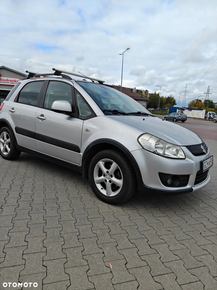 Suzuki SX4 - 10