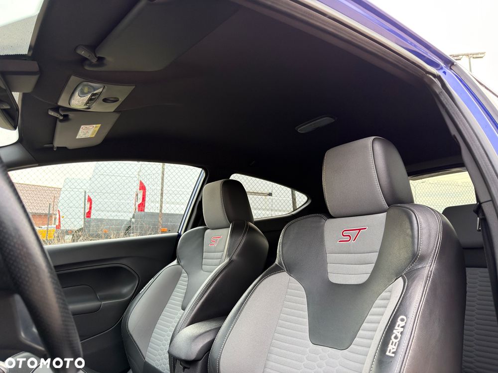Ford Fiesta 1.6 EcoBoost ST - 25