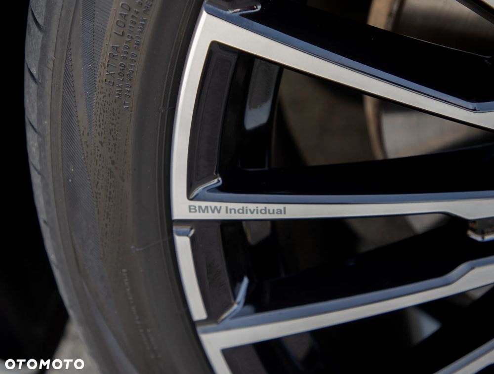 BMW Seria 7 - 11