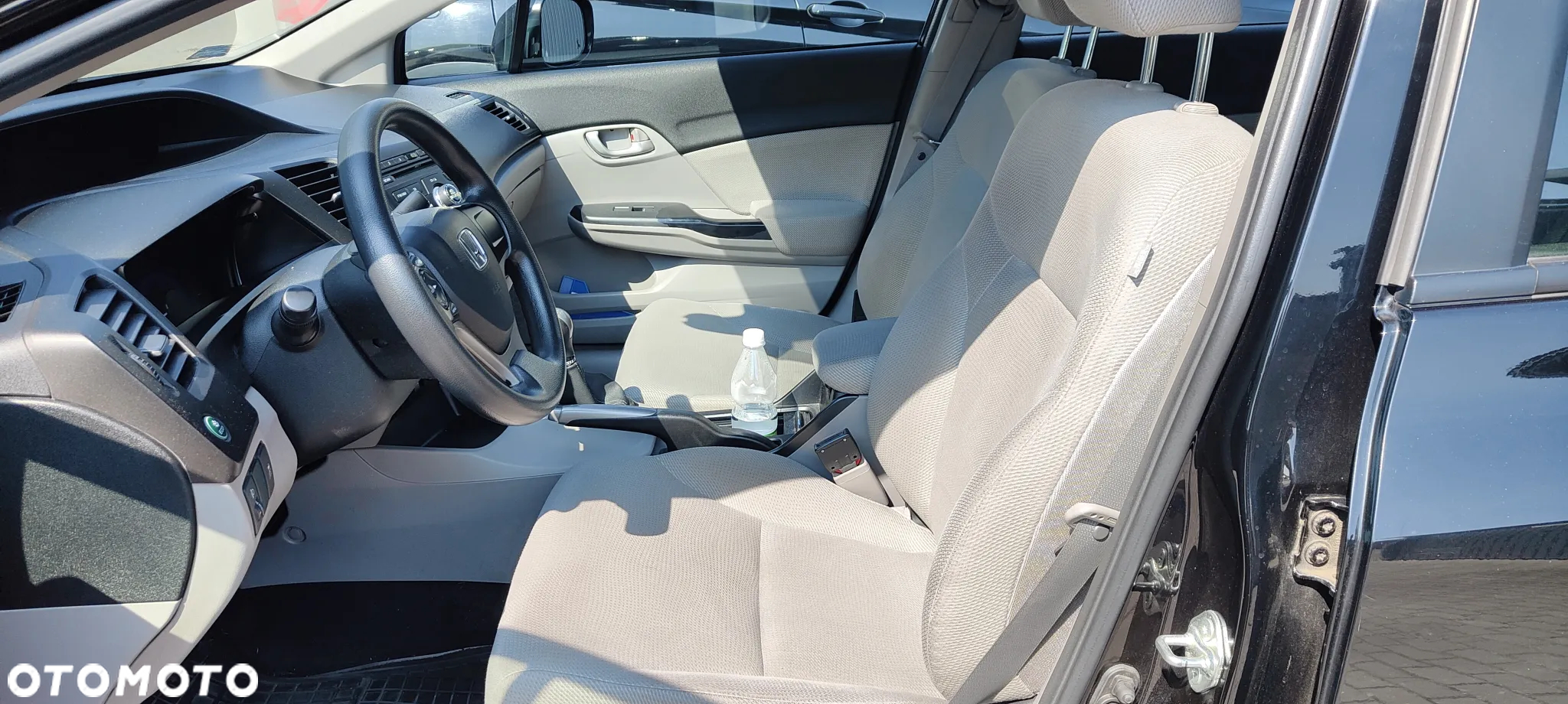 Honda Civic 1.8 Comfort - 11