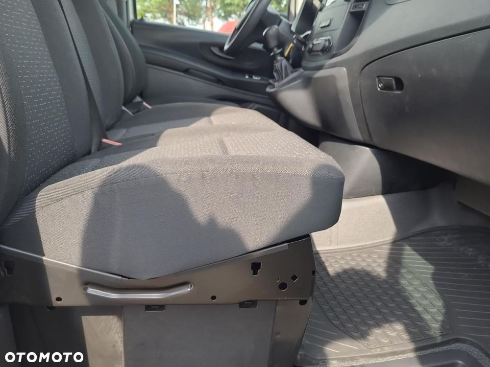 Mercedes-Benz Vito - 14