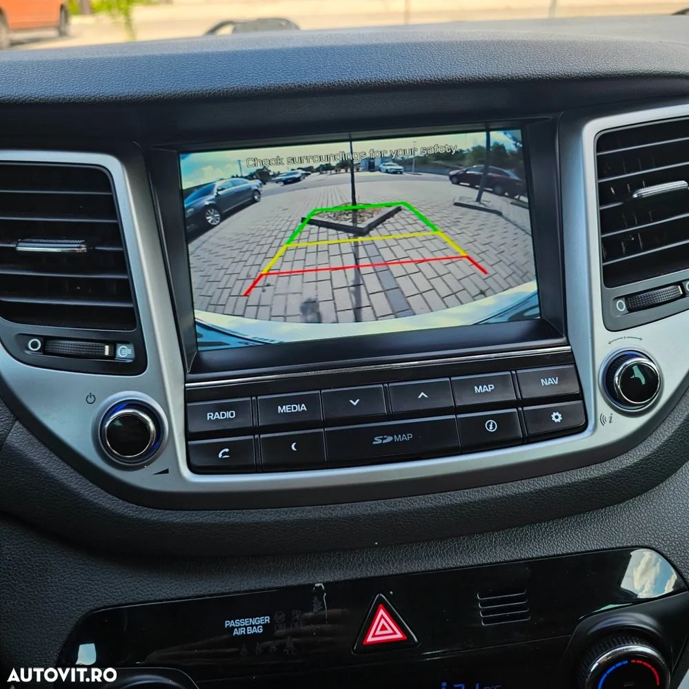 Hyundai Tucson 2.0 CRDI 4WD Automatik Premium - 17